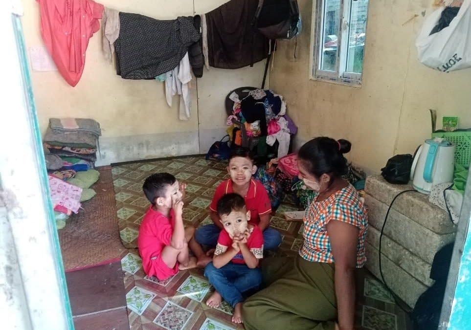 Thet is the youngest boy in a family of six. He grew up in Shwe Pyi Thar, one of Yangon’s largest slums